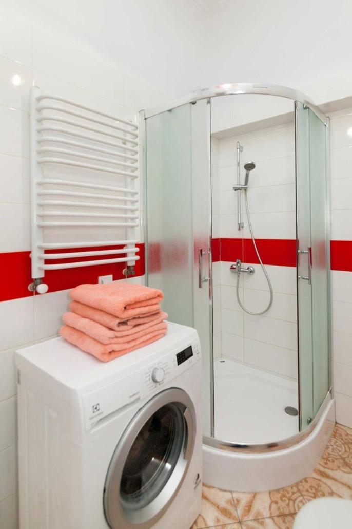 Три Кімнати Вулиця Грушевського 9 Центр Міста Львів Appartement Buitenkant foto