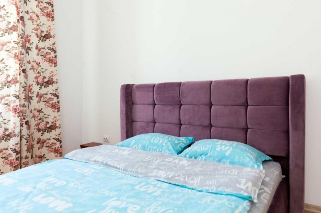 Три Кімнати Вулиця Грушевського 9 Центр Міста Львів Appartement Buitenkant foto